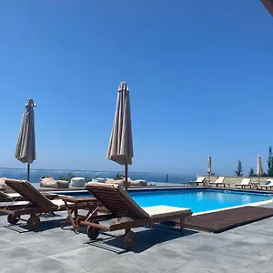4* Hotel Relax